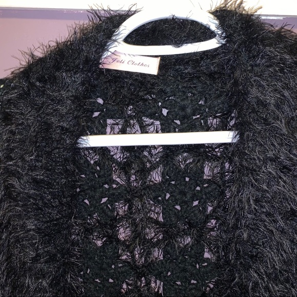 Super soft knit vest - Picture 3 of 4